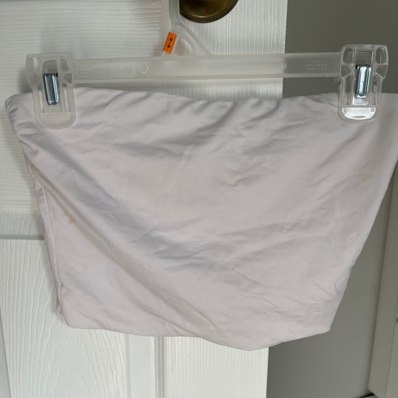 White tub top - Picture 2 of 3